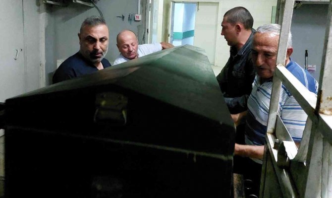 Asker Torununun Yemin Töreninde Kalbine Yenik Düştü