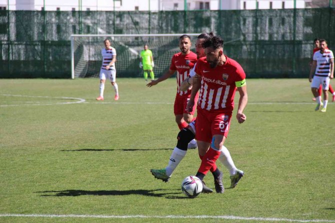 Elazığ Karakoçan Fk’da İki Ayrılık