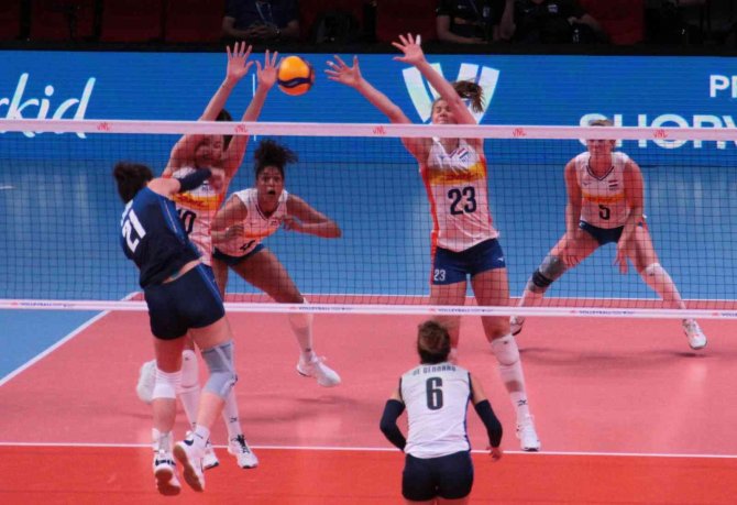 Fıvb Milletler Ligi: Hollanda: 0 - İ̇talya: 3