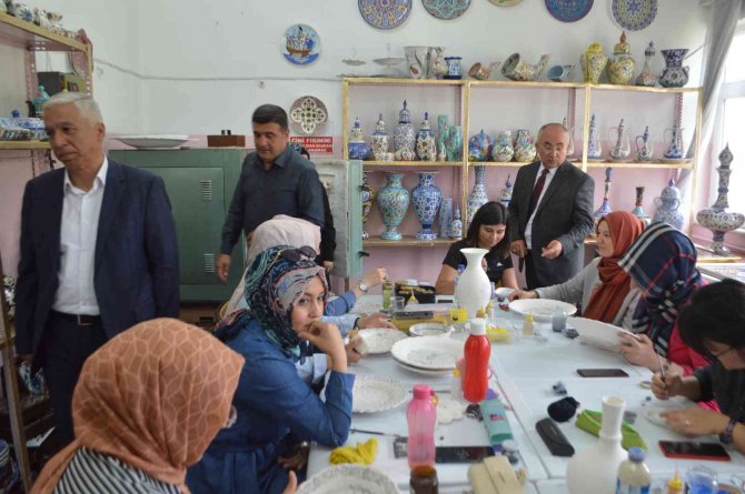 Tavşanlı Halk Eğitim Merkezi’nde Mutfak Atölyesi Açıldı