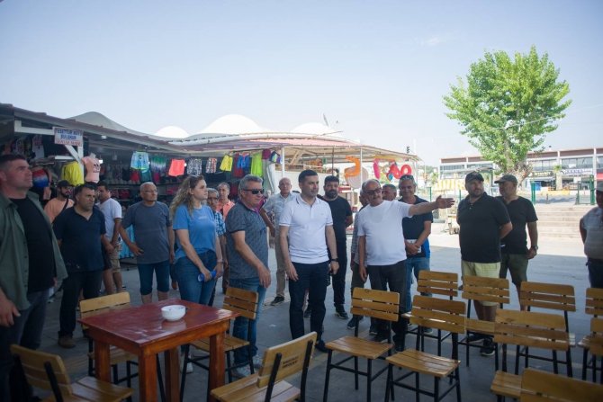 Kuşadası’nda Yiyecek İçecek Tezgahlarında Yüzde Yirmi İndirim