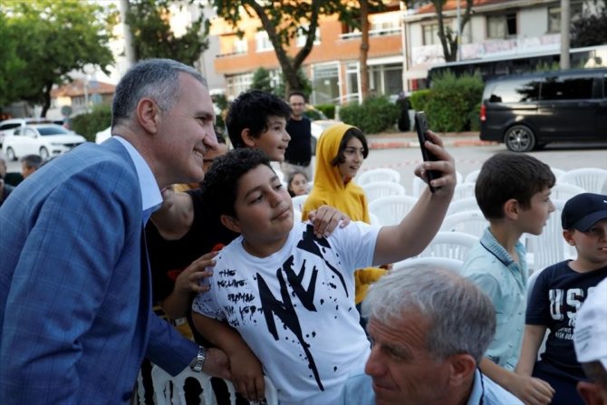 İ̇negöl’de Mahalle Buluşmaları Yeniceköy’den Başladı