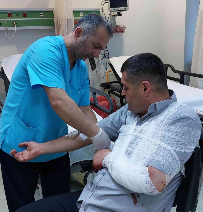 Yemin Törenine Giderken Kaza Geçirdiler: 2 Yaralı