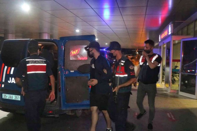 İ̇zmir’de Suç Operasyonu: 14 Tutuklu