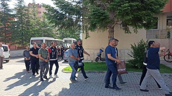 ’Miras’ Operasyonu Şüphelilerinden 32 Kişi Adliyede