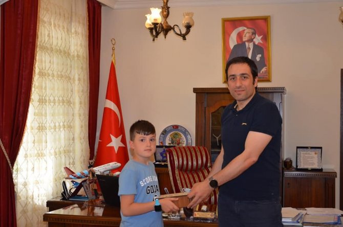 Öğrencilerden Ertuğrul Dedelerine Kutsal Görev