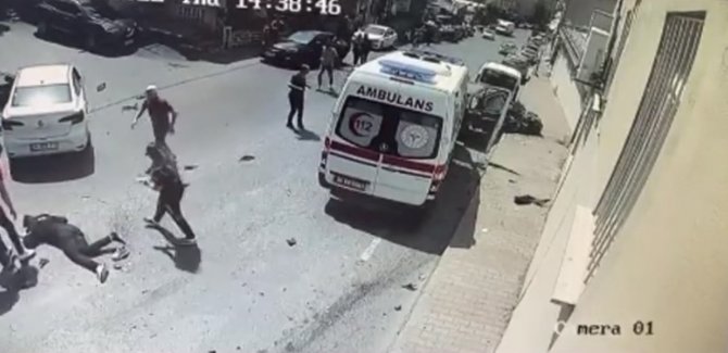 Ambulans Sürücüsünün Dikkati Faciayı Önledi