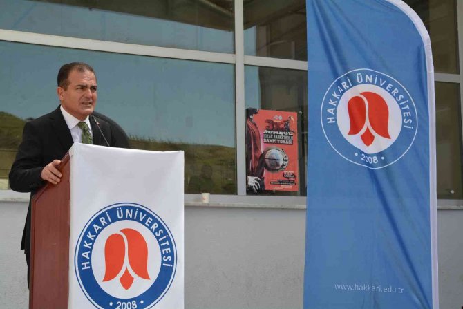 Hakkari Üniversitesinde Mezuniyet Heyecanı