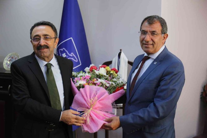 Van Smmmo’da Görev Teslimi