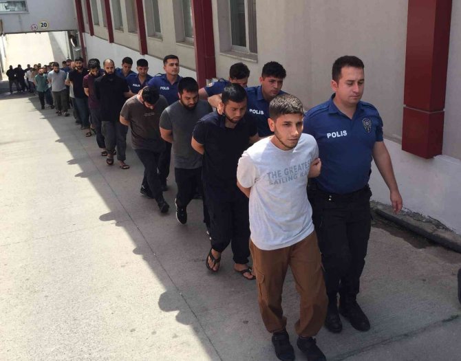 Şafak Baskınında Gözaltınan Alınan 46 Şüpheliden 26’sı Serbest Kaldı