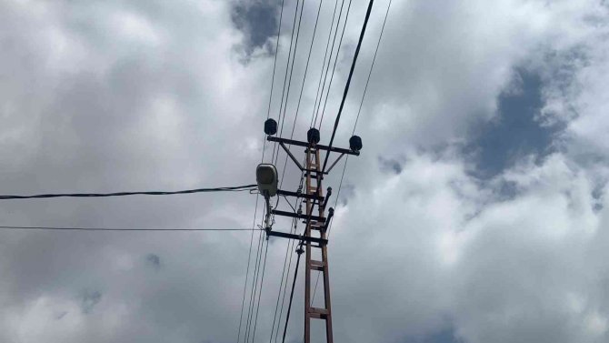 Elektrik Akımına Kapılan Bir Kişi Öldü