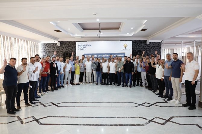 Ak Parti İ̇zmir’de Kamp Bitti