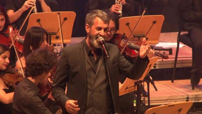 Ataşehir’de 4. Uluslararası Nazım Hikmet Şiir Günleri Başladı