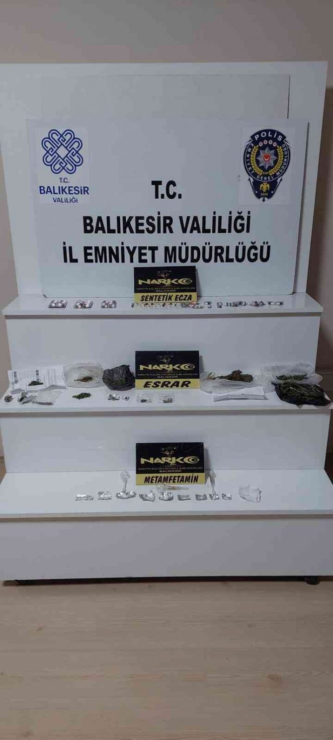 Balıkesir’de 64 Şahsa ’Huzur’ Operasyonu