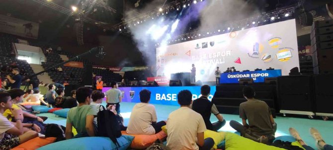 Başakşehir’de E-spor Festivali Coşkusu