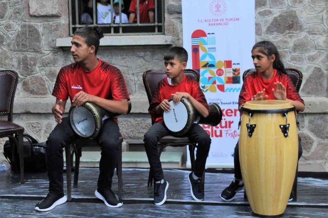 “Kale’nin Altın Çocuklarından” Eğlenceli Konser