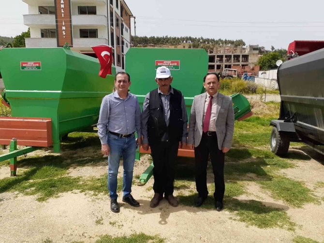 Boyabat’ta Çiftçilere Yüzde 50 Hibeli Makine Dağıtımı Yapıldı