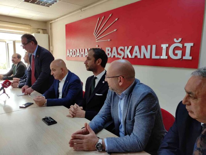 Chp’li Vekiller Ardahan’da Partililerle Buluştu