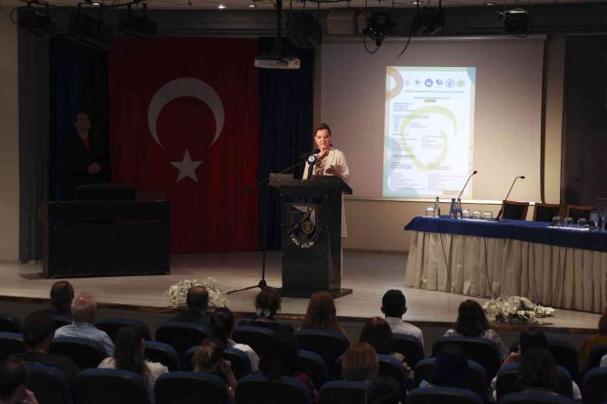 Dokuz Eylül, Kadın Ve Sanatı Konuştu