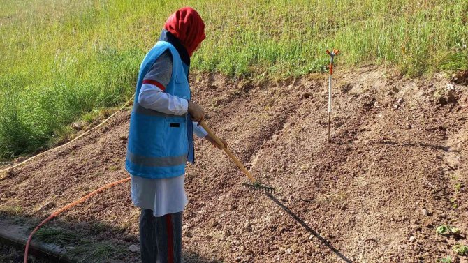 Yurdun Bahçesinde Hobi Bahçesi Oluşturdular