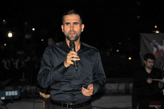 Halk Eğitim Merkezi Korosu, Kürsübaşı Konserinde Seslendirdikleri Eserlerle Kulakların Pasını Sildi
