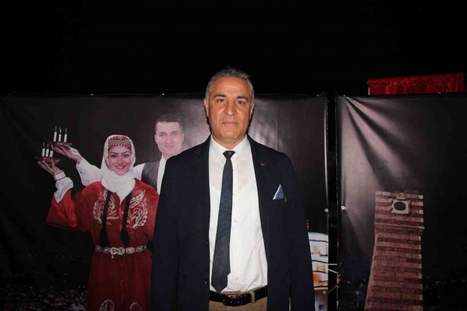 Halk Eğitim Merkezi Korosu, Kürsübaşı Konserinde Seslendirdikleri Eserlerle Kulakların Pasını Sildi