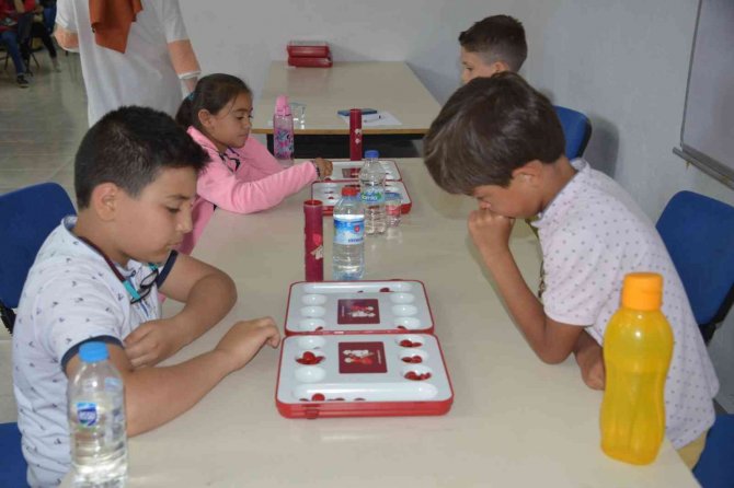 Gediz’de Mangala Turnuvası