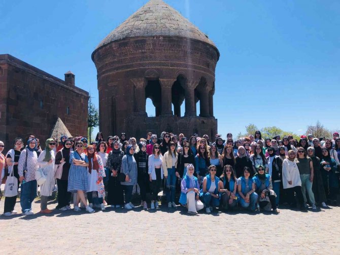 Düzceli Gençler Bitlis Kampına Katıldı