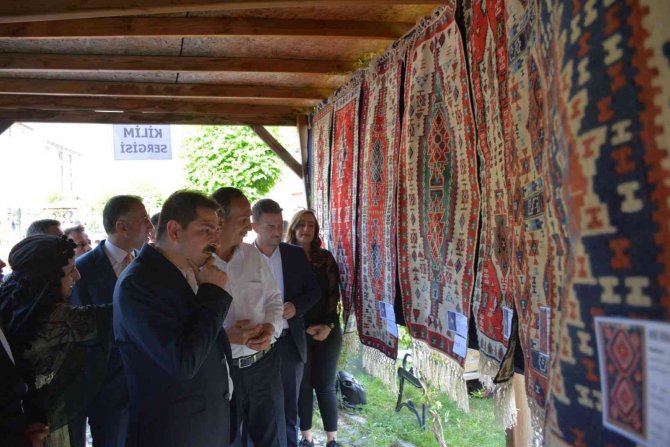 Şemdinli’de Yılsonu Sergisi