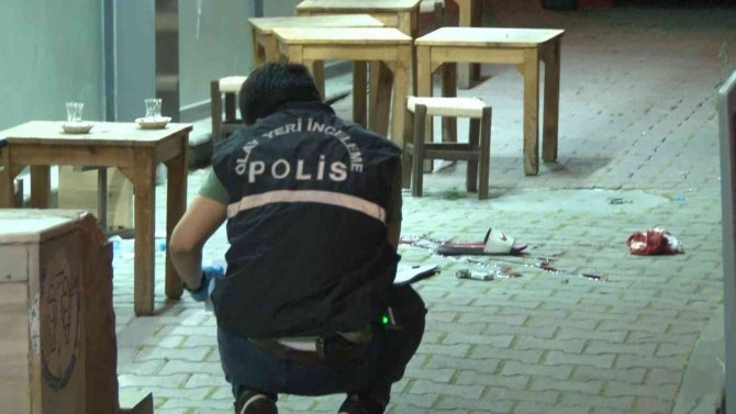 Küçükçekmece’de Silahlı Saldırı: 2 Yaralı