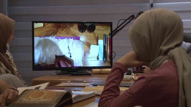 Hat Sanatı Denizli’de Yaşatılıyor