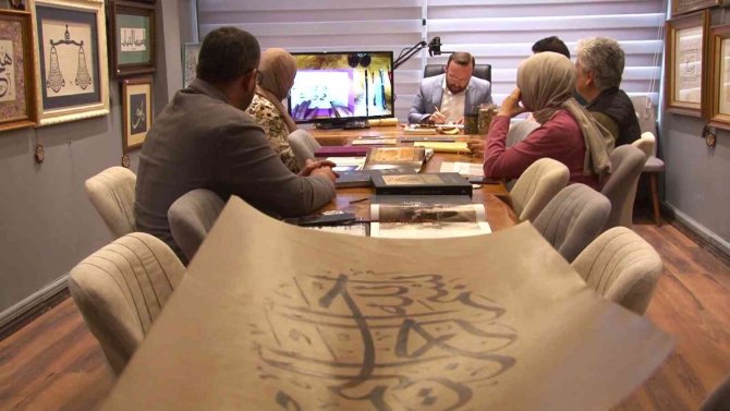 Hat Sanatı Denizli’de Yaşatılıyor