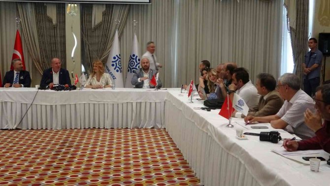 Muharrem İ̇nce Diyarbakır’da Chp’yi Topa Tuttu