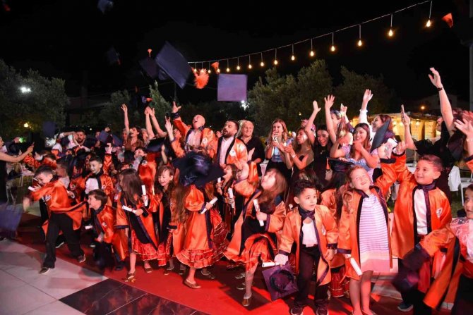 Menemen Belediyesi Ulukent Anaokulu’nda İlk Mezuniyet Sevinci