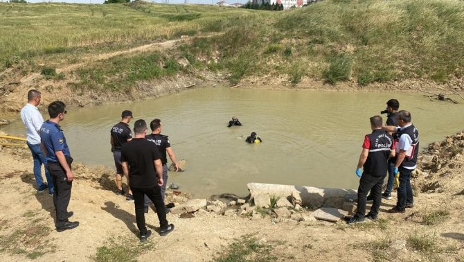 Tekirdağ’da 14 Yaşındaki Çocuk Serinlemek İçin Girdiği Gölette Boğuldu