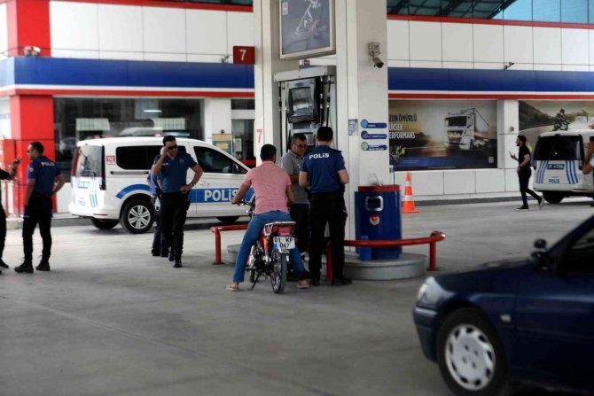 Adana’da Akaryakıt İstasyonunda Gasp