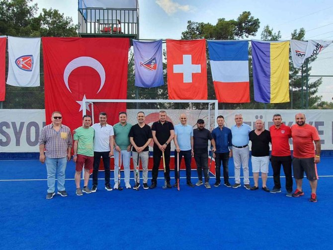 Gaziantep Polisgücü Kadın Hokey Takımı Finalde