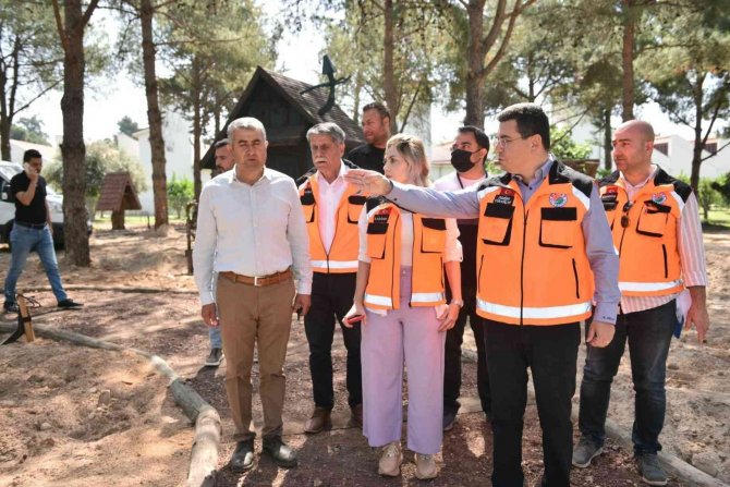Dokumapark’a Bir Kütüphane Daha Kazandırıyor