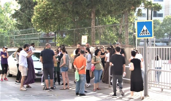 Antalya’da 34 Bin Öğrencinin Lgs Heyecanı Başladı