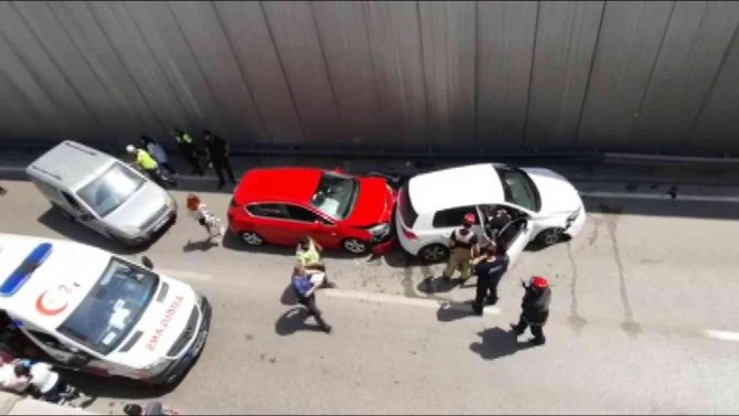 Bursa’da Zincirleme Kaza: 1 Yaralı