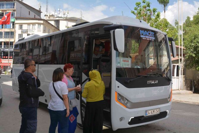 Çanakkale`den Hakkari’ye Yerli Turist Ziyareti