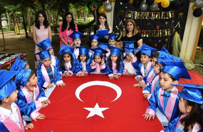 Miniklerin Mezuniyet Töreni