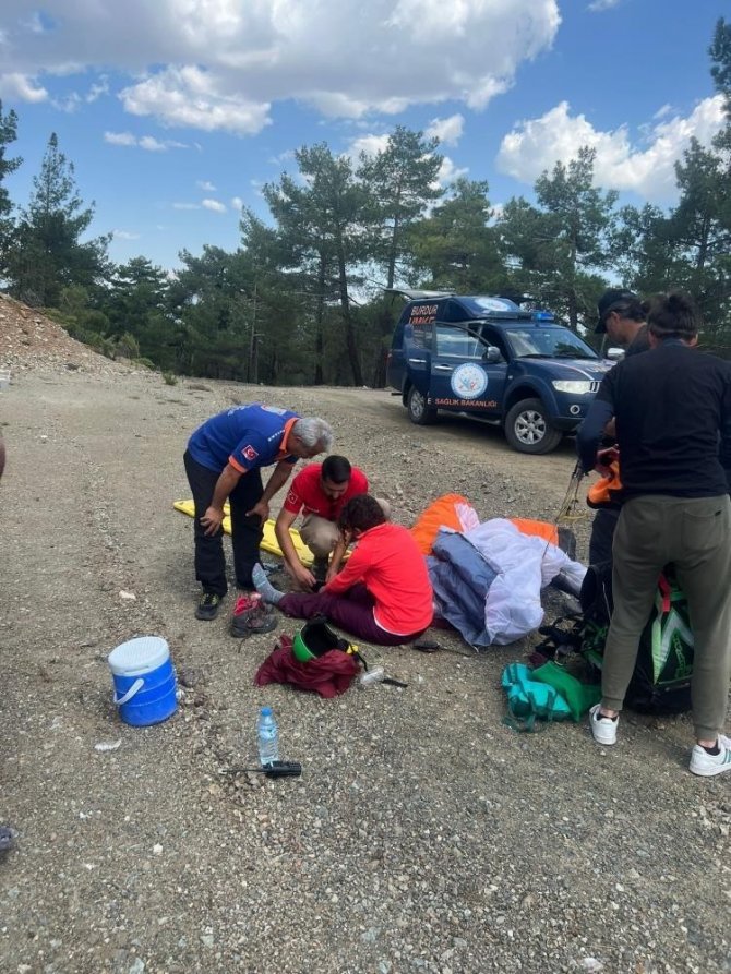 Çameli’den Uçan Paraşütçünün İmdadına Burdur Umke Yetişti