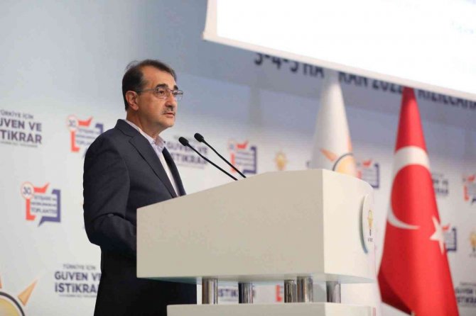 Bakan Dönmez: “Yol Arkadaşlarımızla Enerjideki Küresel Gelişmeleri Ve Ülkemize Yansımalarını Ele Aldık”