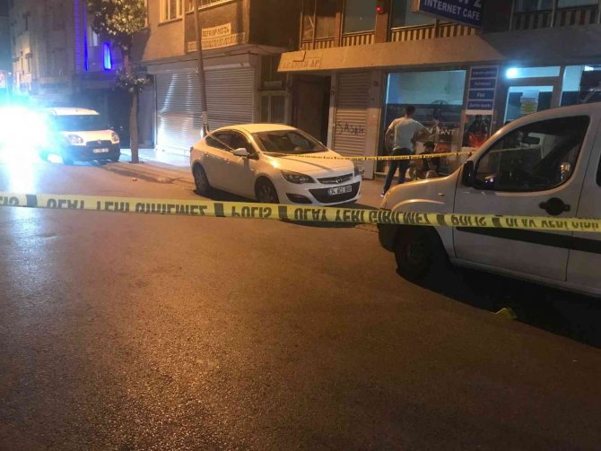 Esenyurt’ta Silahlı Kavga: 3 Yaralı