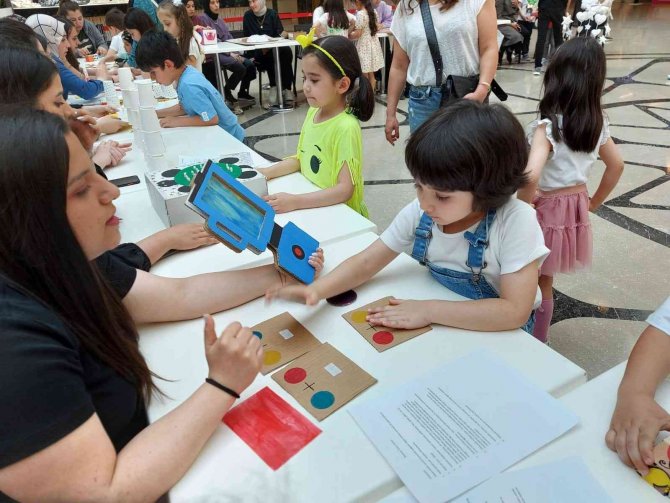 Hitit Üniversitesi’nden ’Oyun Materyalleri’ Sergisi