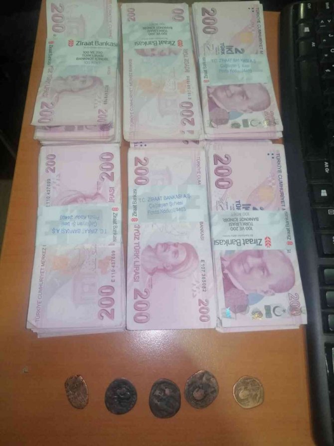 İ̇stanbul’da Tarih Eser Kaçakçısı Bekçilerin Dikkati Sayesinde Yakalandı