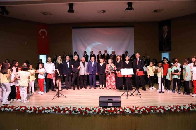 Keçiören Belediyesi Konservatuarı’nda Mezuniyet Coşkusu