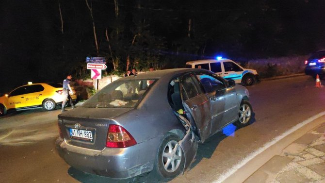 İ̇tfaiye Aracına Çarptı, “Ehliyetimi Kaybedemem” Diyerek Kaçtı