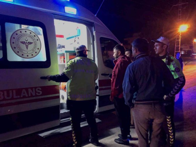 Elektrikli Bisikletten Düşen Sürücü Yaralandı